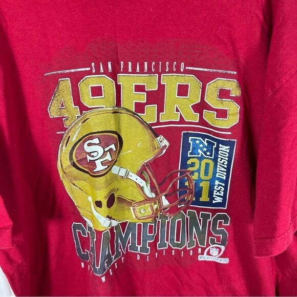Gildan 2011 San Fransisco 49ers Championship West Division Red Graphic Tee - Picture 3 of 5